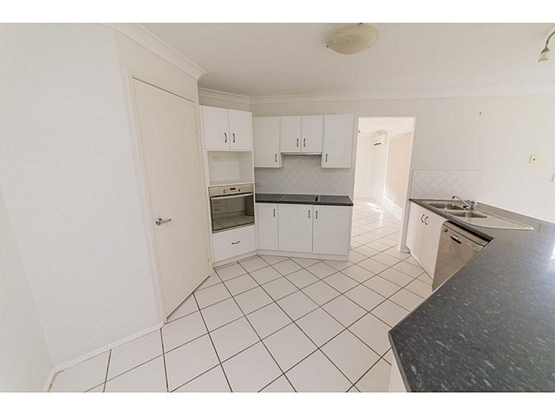 30 Connemara Drive, Kawana QLD 4701